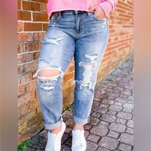 Judy Blue Boyfriend Distressed Paint Splatter Slim Boyfriend Fit Blue Jeans 5/27